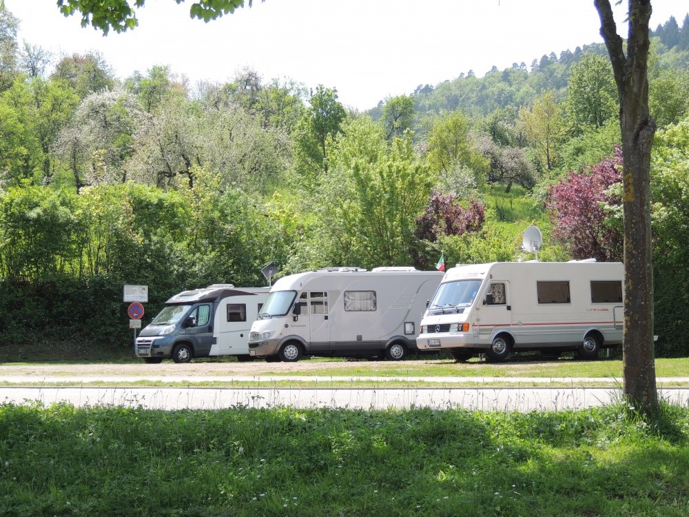 Stellplatz In der Au Eberbach — Campervan Site in Eberbach