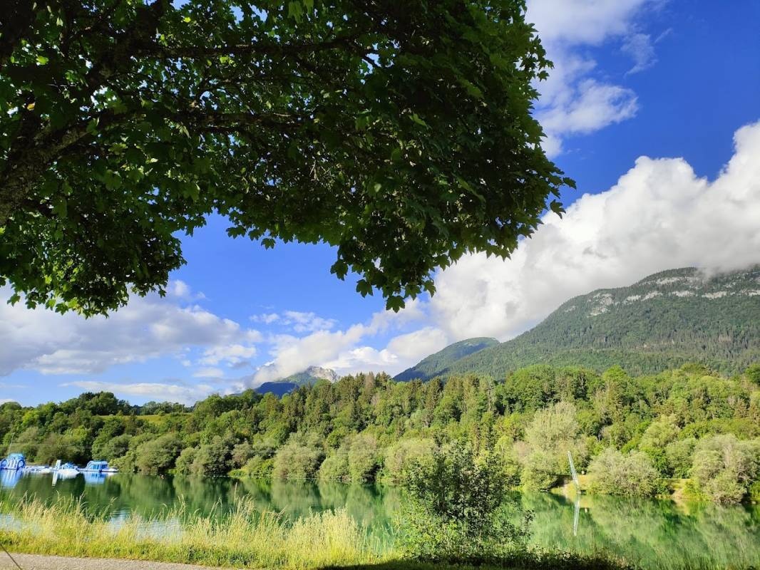 Camping L'ilel du Chéran *** — Campingplats in Lescheraines