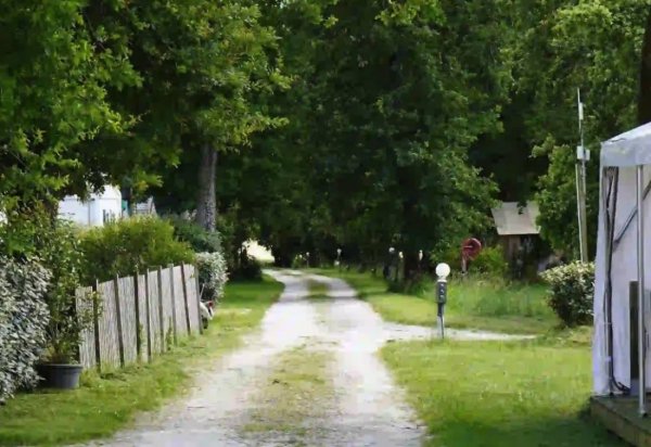 Camping Bois De La Chasse ** — Photo 4