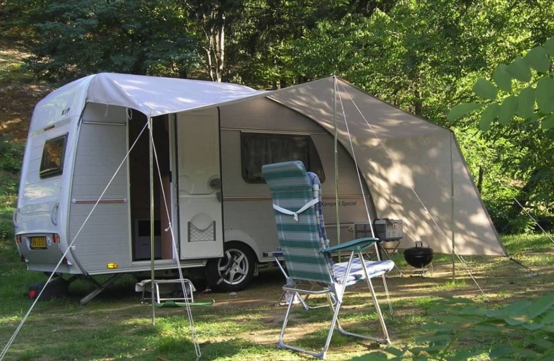 Camping Bonneval — Місце для кемпінгу in Fabras