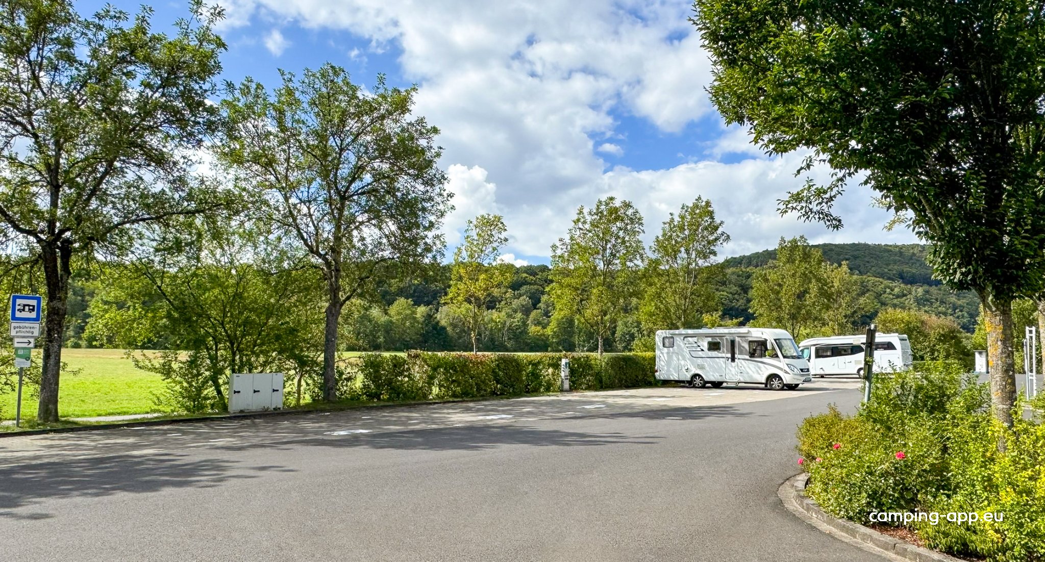 Stellplatz am Kurpark Bad Bocklet — Camperplaats in Bad Bocklet
