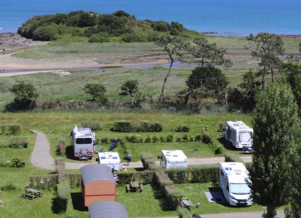 Camping Municipal Cruckin ** — Foto 2