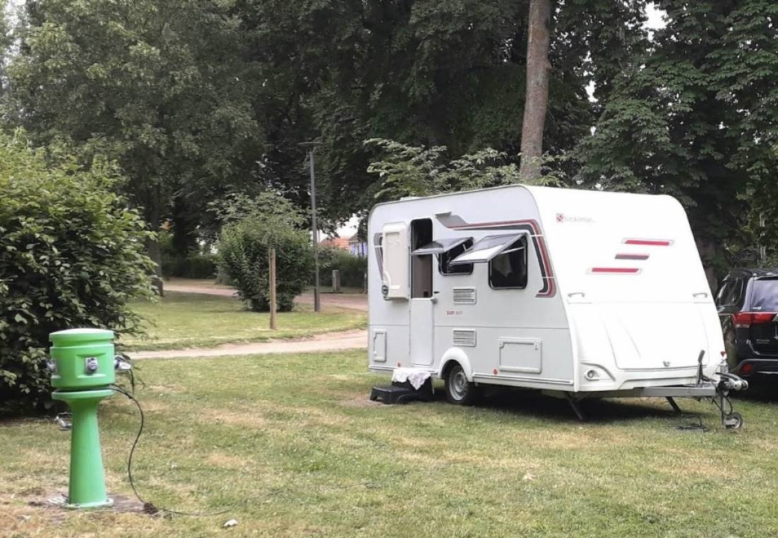 Camping Municipal Précy-sous-Thil — Camping in Précy-sous-Thil