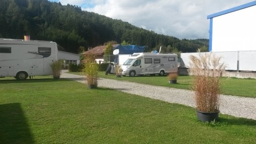 Stellplatz Bodman Ludwigshafen — 露营车营地 in Bodman-Ludwigshafen