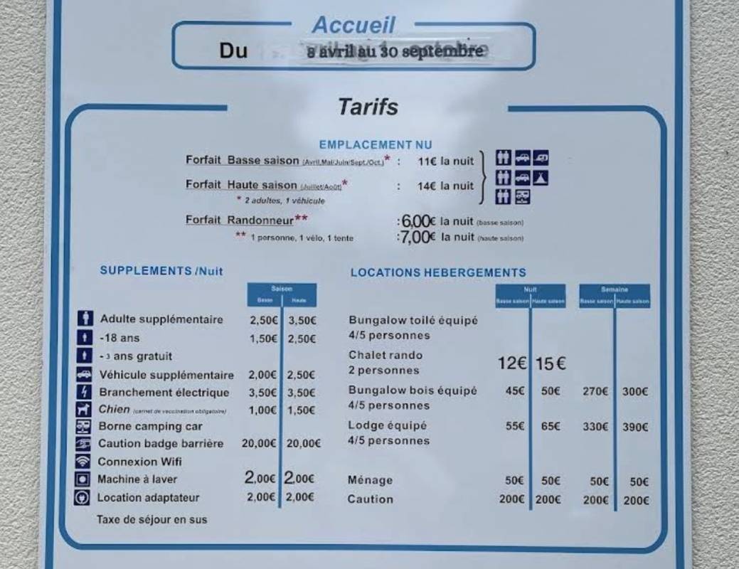 Camping du Parc de Crémault — Camping in Bonneuil-Matours