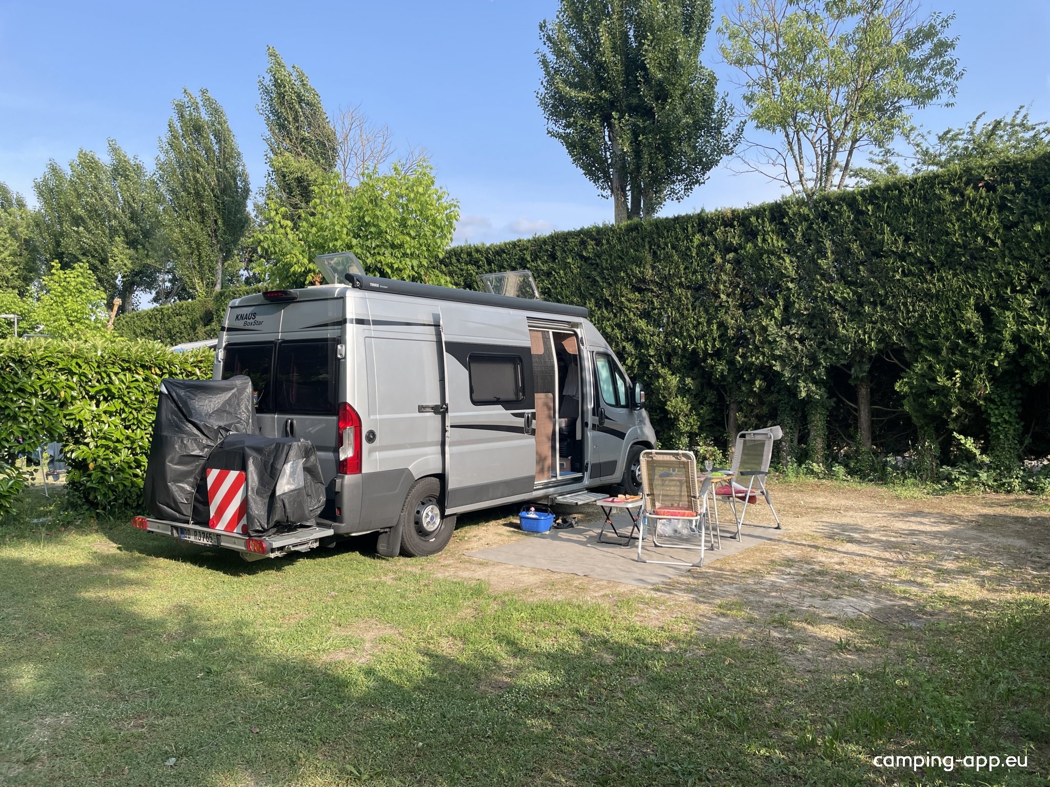Camping Municipal Coucourelle — Cámping in Pernes-les-Fontaines