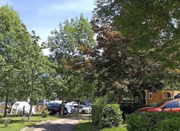 Camping du Lac Fontclaire *** — Photo 2