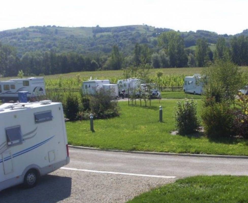 Stellplatz La Citarelle — Area Autocaravanas in Conques-en-Rouergue