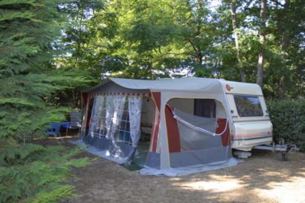 Camping Paradis La Pomme de Pin ****