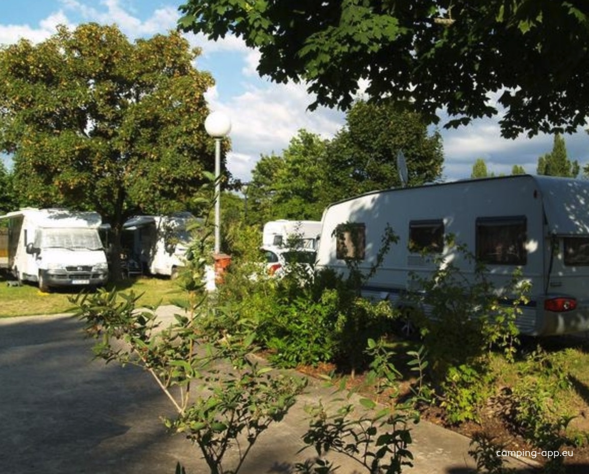 Camping Les Cigognes — Campingplats in Sélestat / Grand Est