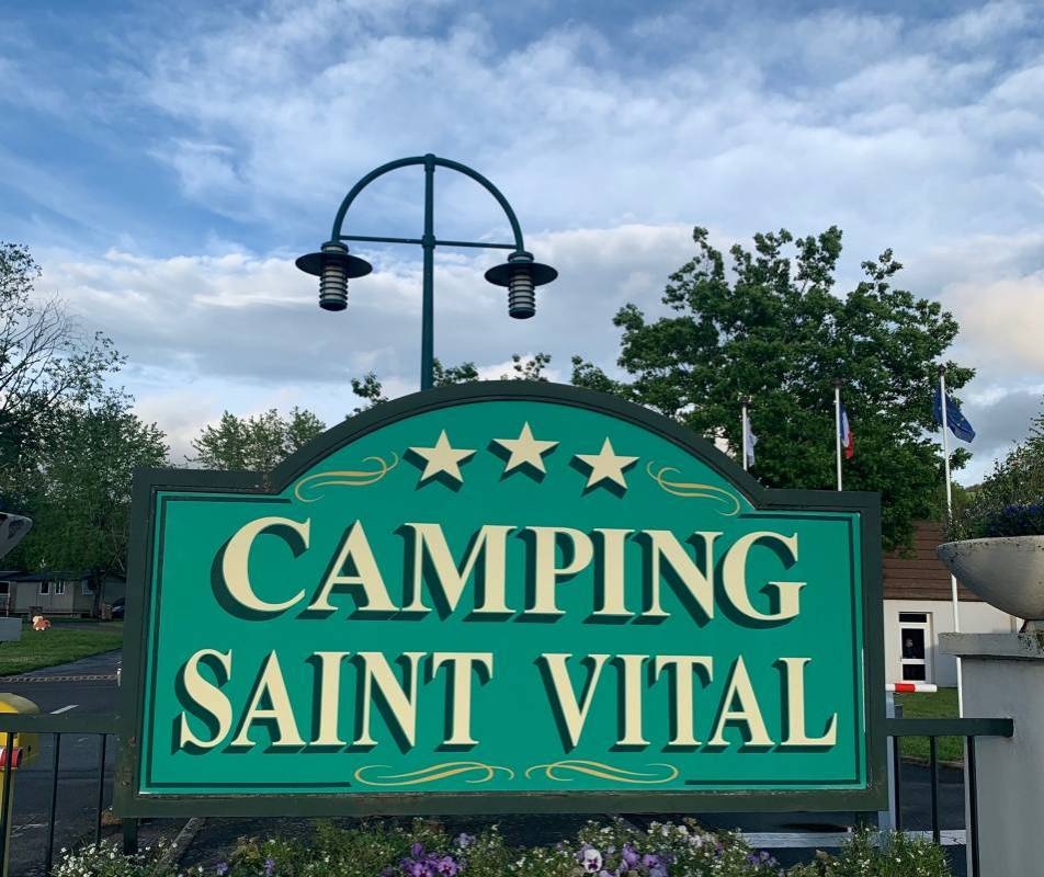 Camping St. Vital *** — Campingplats in Cluny