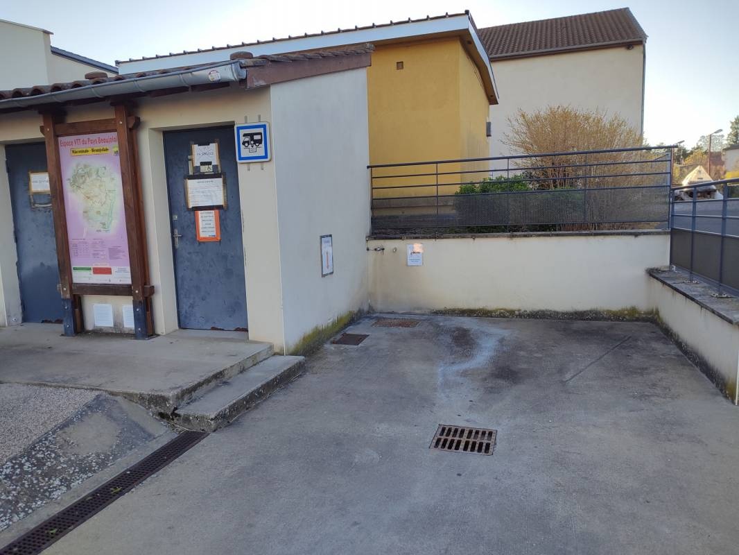 Camping St. Vital *** — Campingplatz in Cluny