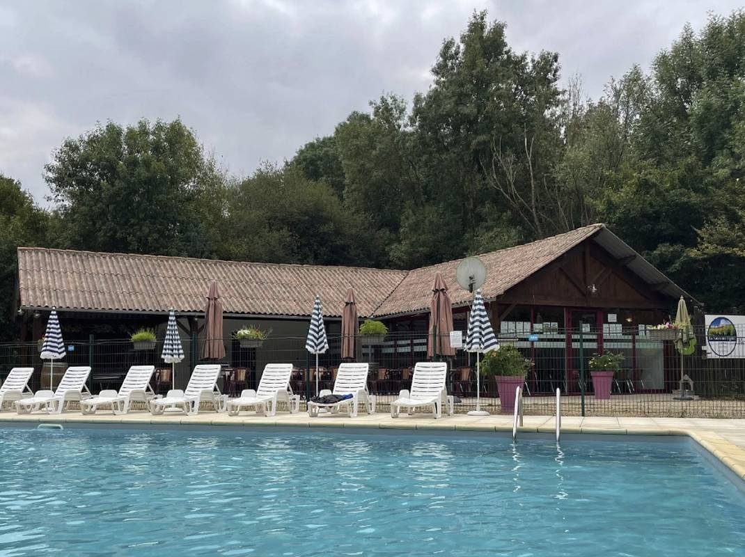 Camping La Vallée des Vignes **** — Kemp in Doué-en-Anjou