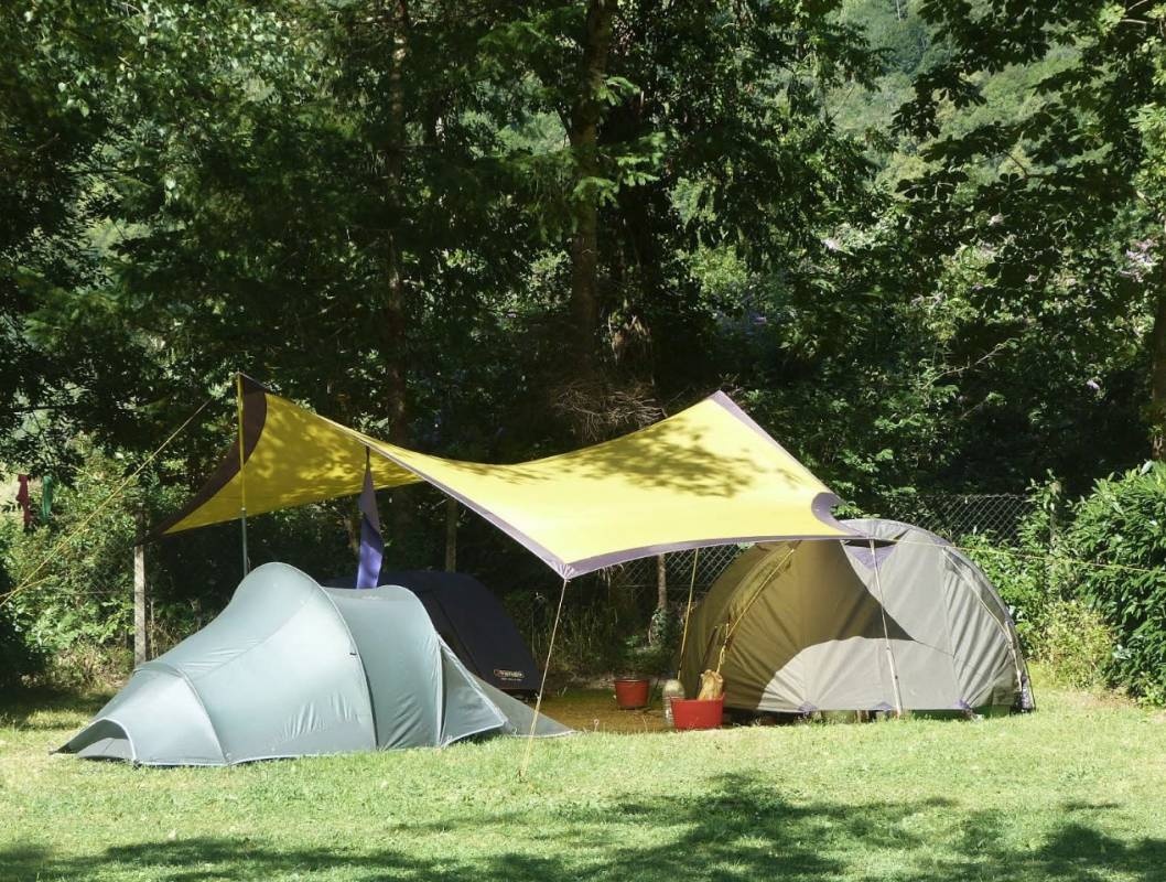 Camping Chantecler ** — Kamp yeri in Bagnères-de-Luchon