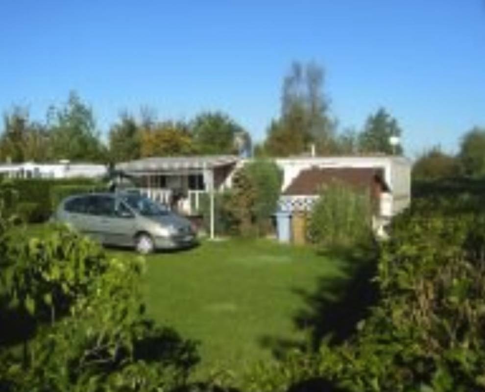 Camping Hameau des Neiges *** — Sítio de acampamento in Téteghem 