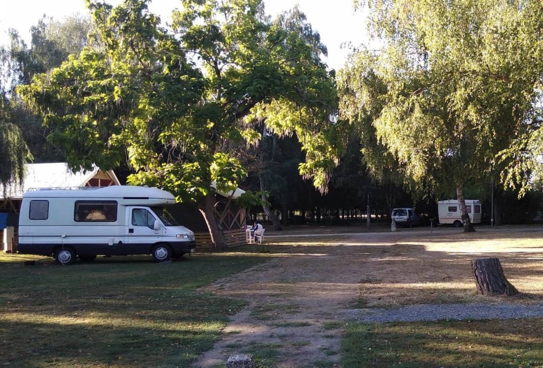 Camping Le Moulin de la Gassotte — Cámping in Saint-Savin