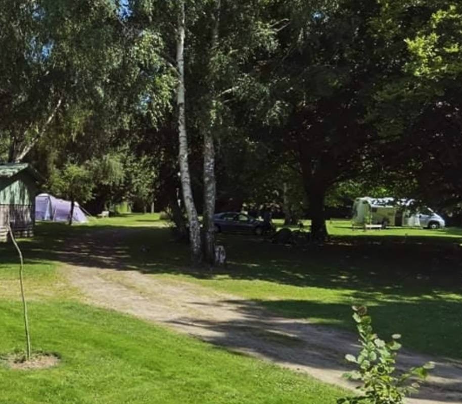 Camping Le Moulin de la Gassotte — Kemp in Saint-Savin