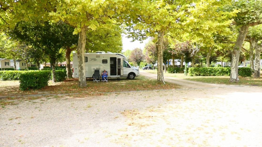 Camping du Méridien — Kamp yeri in La Roche-Chalais