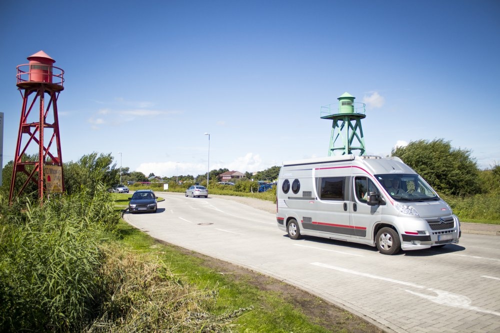 Wohnmobilhafen Norddeich — Camperplads in Norden Norddeich
