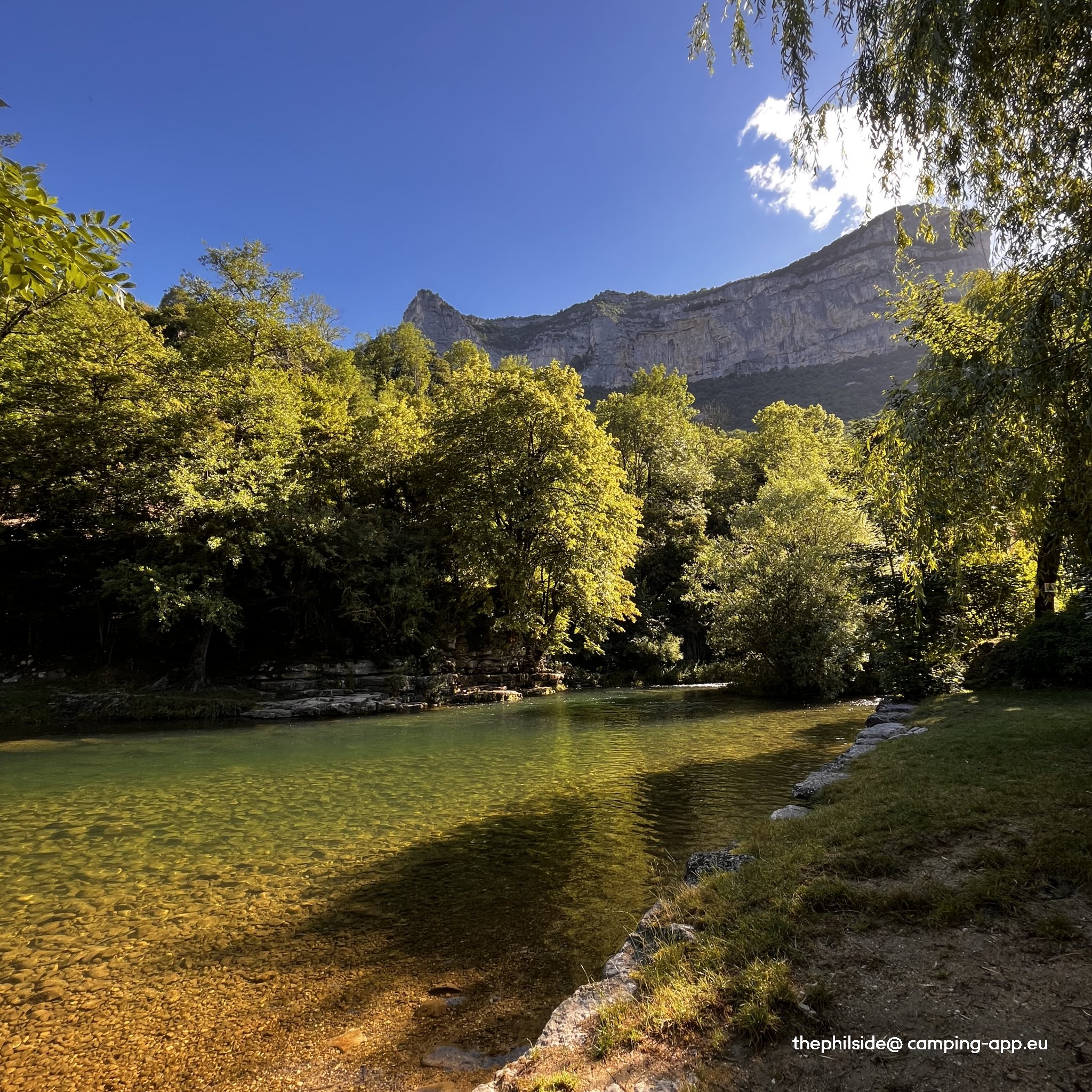 Camping Gouffre de la Croix — Camping in Châtelus