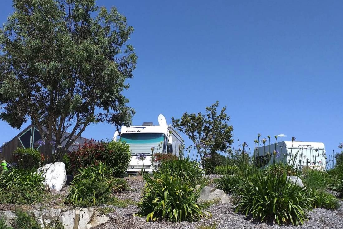 Camping Du Gouffre — Campingplatz in Plougrescant