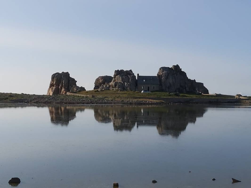 Camping Du Gouffre — Camping in Plougrescant