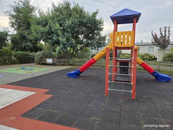 Camping Les Clos Fleuris ** — Photo 4