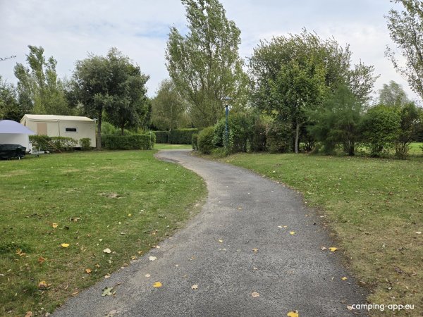 Camping Les Clos Fleuris ** — Photo 6