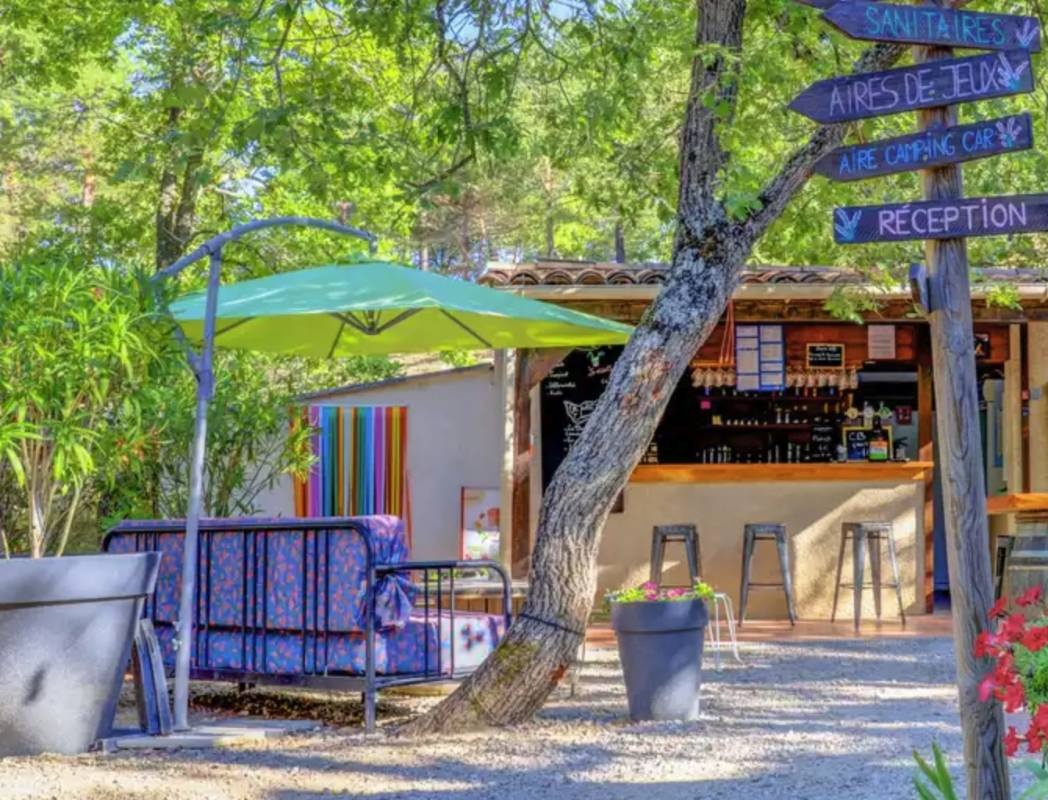 Camping Le Lavandin *** — Campingplads in Esparron-de-Verdon