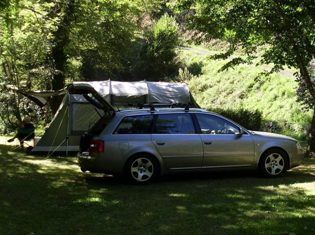 Camping Le Lauradiol *** — Kamp yeri in Campouriez 