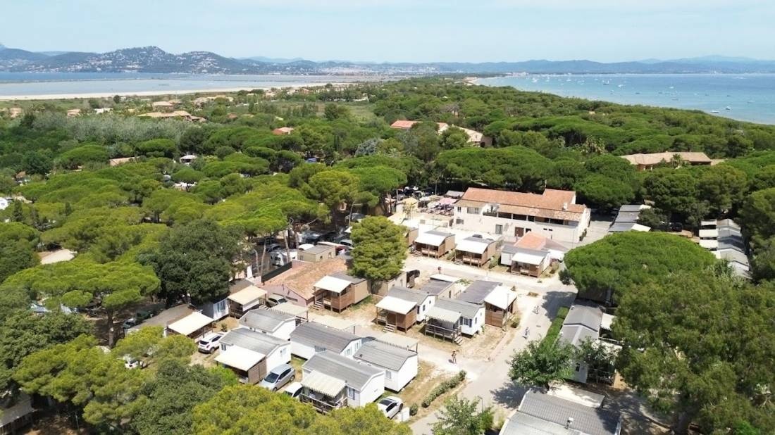 Camping** Le Mediterranee — Kemping in Hyères