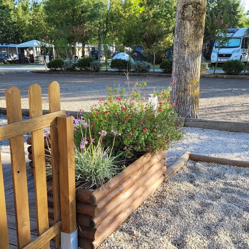 Camping le Merval — Sítio de acampamento in Puyravault / Pays de la Loire