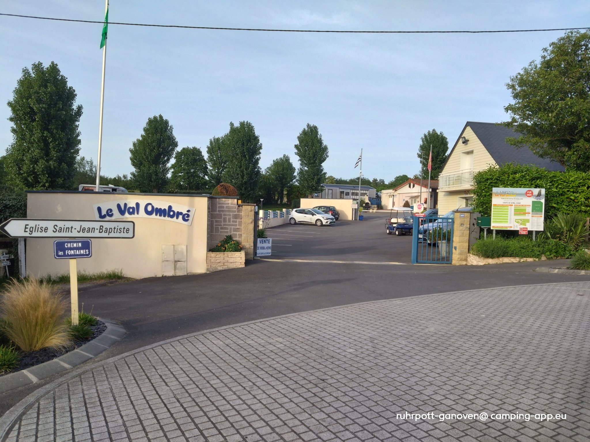 Camping Val Ombré — Sítio de acampamento in Jullouville 