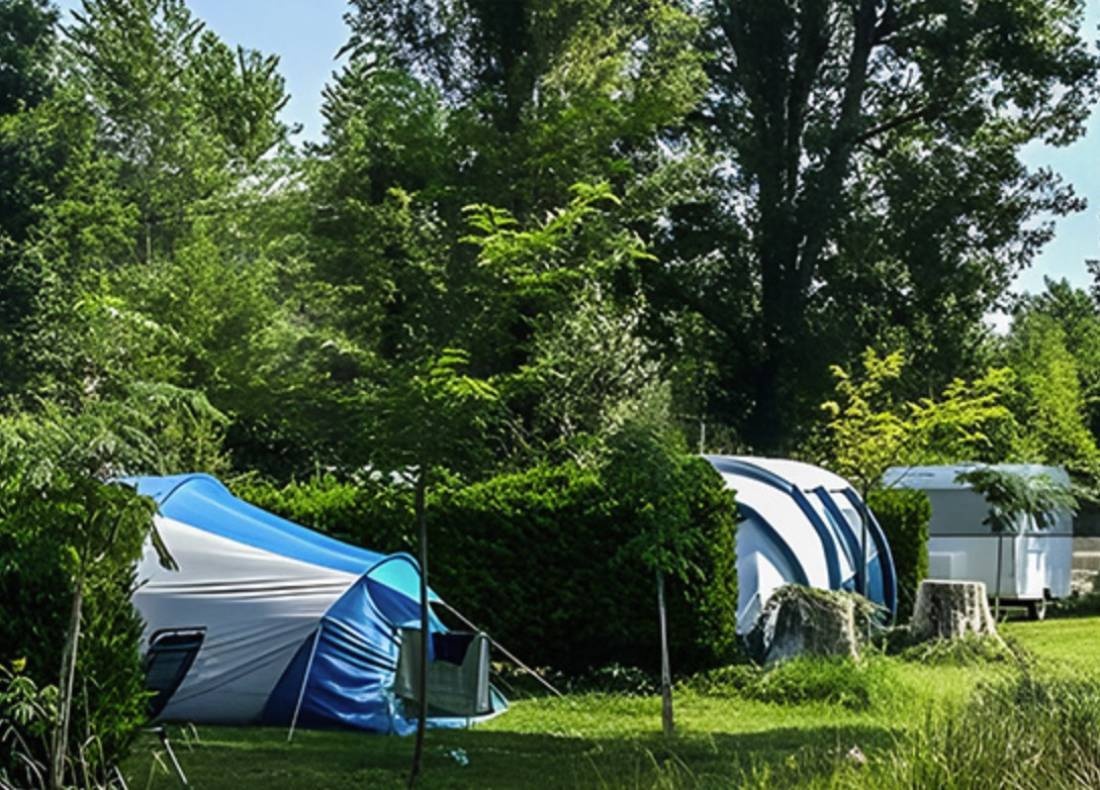 Camping Le Pontillou — Sítio de acampamento in Villamblard / Nouvelle-Aquitaine