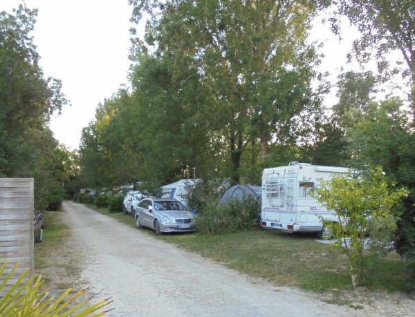 Camping Naturiste du Port ** (Naturisten Camping)