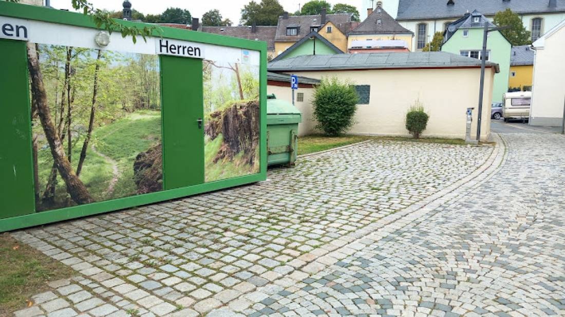 Stellplatz Schwarzenbach — Camperplaats in Schwarzenbach an der Saale