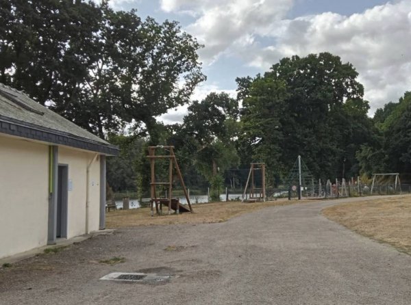 Camping Municipal Le Haut-Corlay — Foto 3