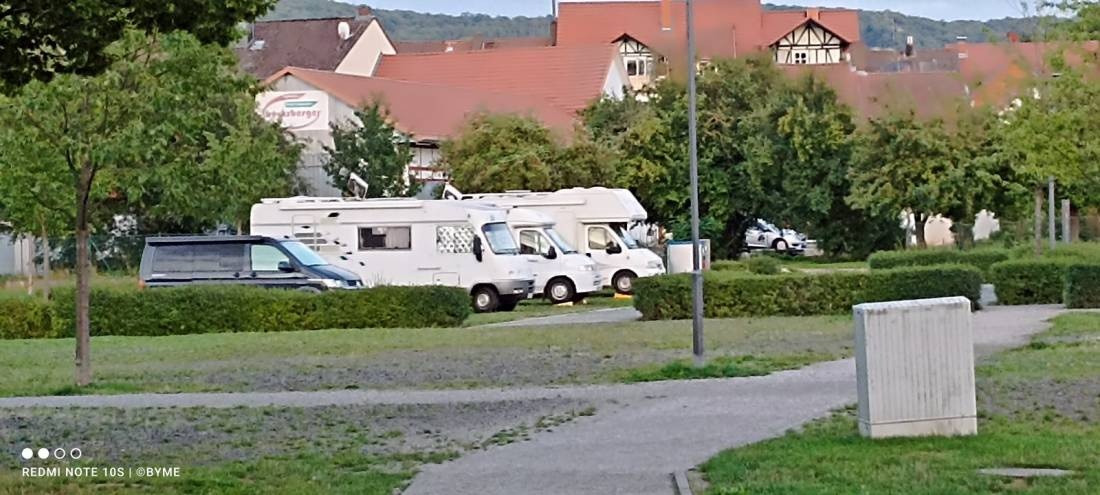 Übernachtungsparkplatz Sontra — Sp. parking dla kamperów in Sontra