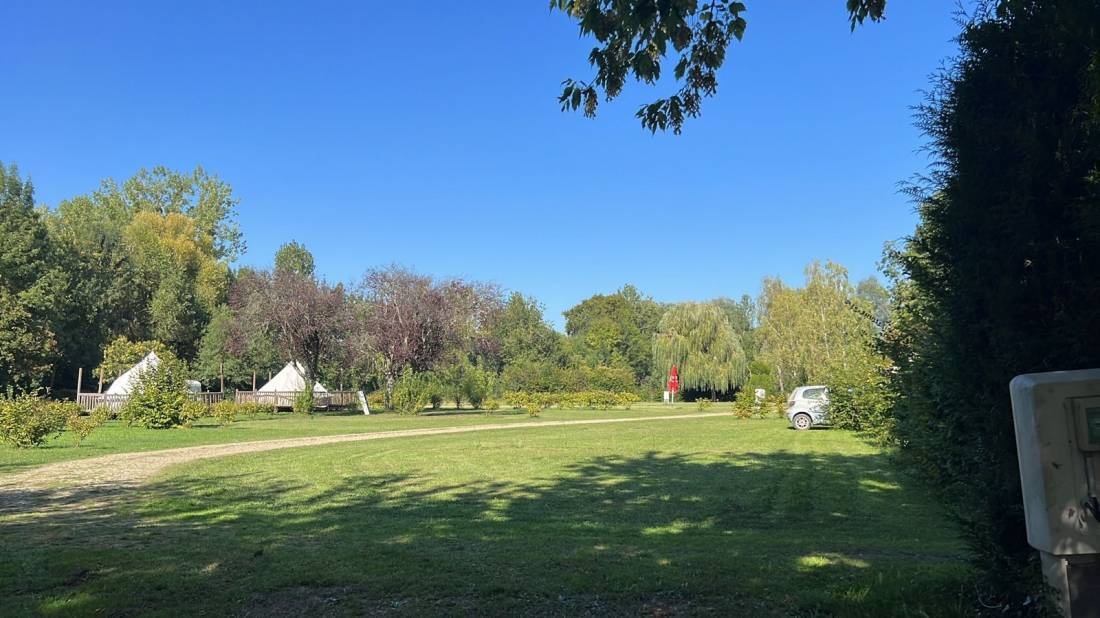 Camping Moredena *** — 露营地 in Morannes sur Sarthe