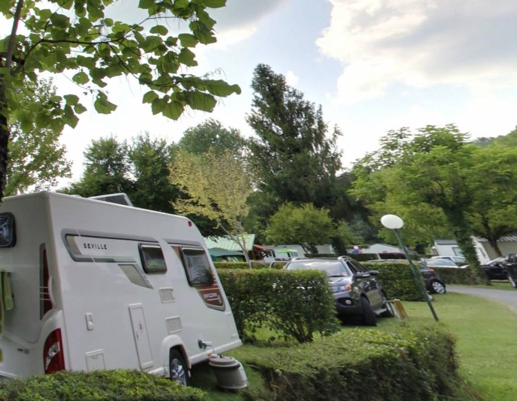 Camping Le Moulin De Paulhiac **** — Camping in Daglan