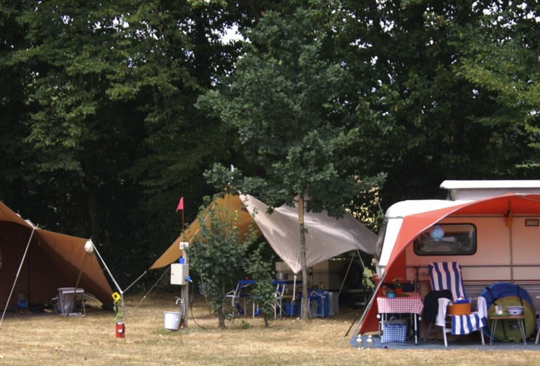 Camping du Moulin de Piot *** — Cámping in Cheniers 