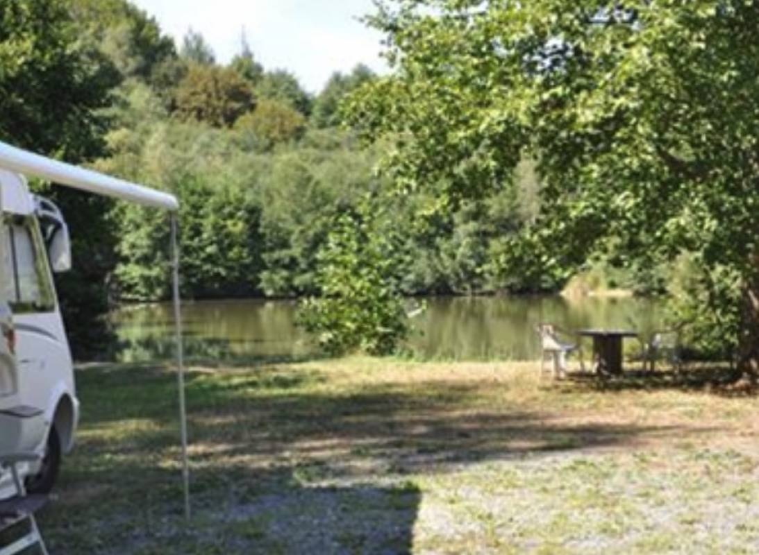 Camping Le Moulin du Chatain * — Kamp yeri in Payzac