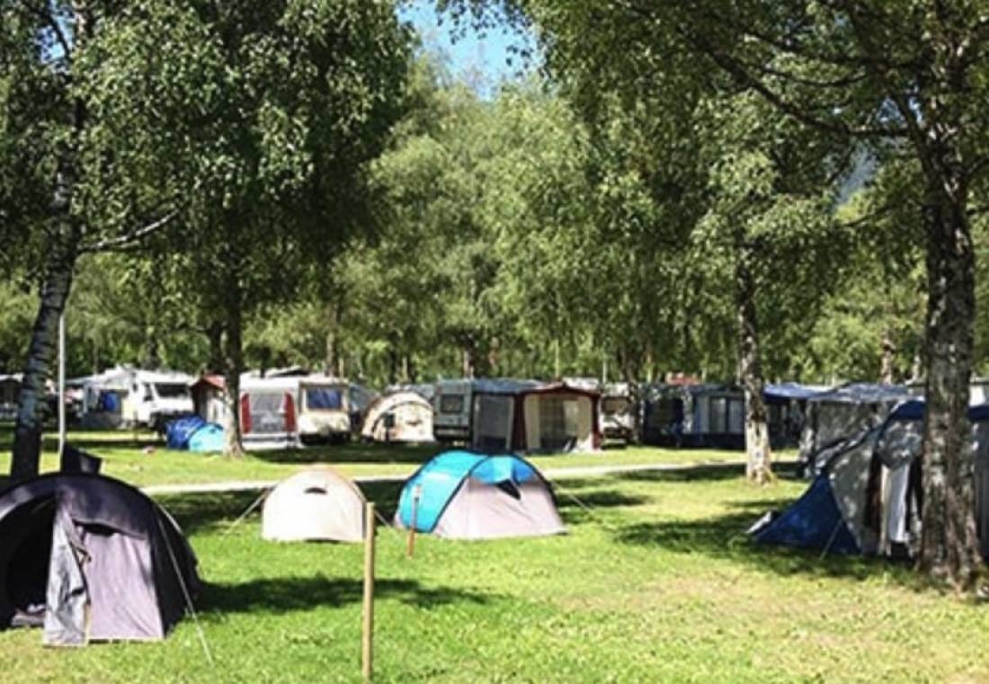Camping Présse Vologne — 露营地 in Granges-sur-Vologne / Grand Est