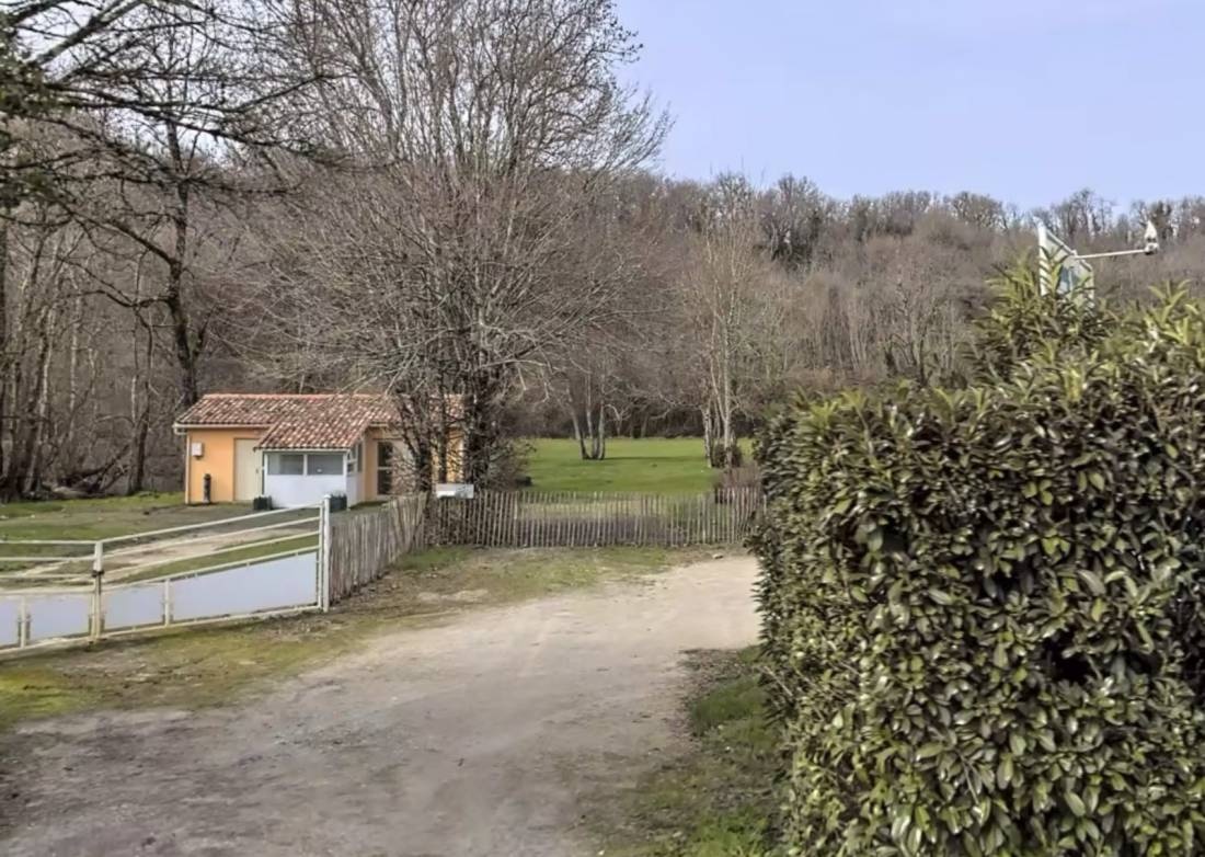 Camping Municipal du Val de l’Argentor — Kemp in Nanteuil-en-Vallée