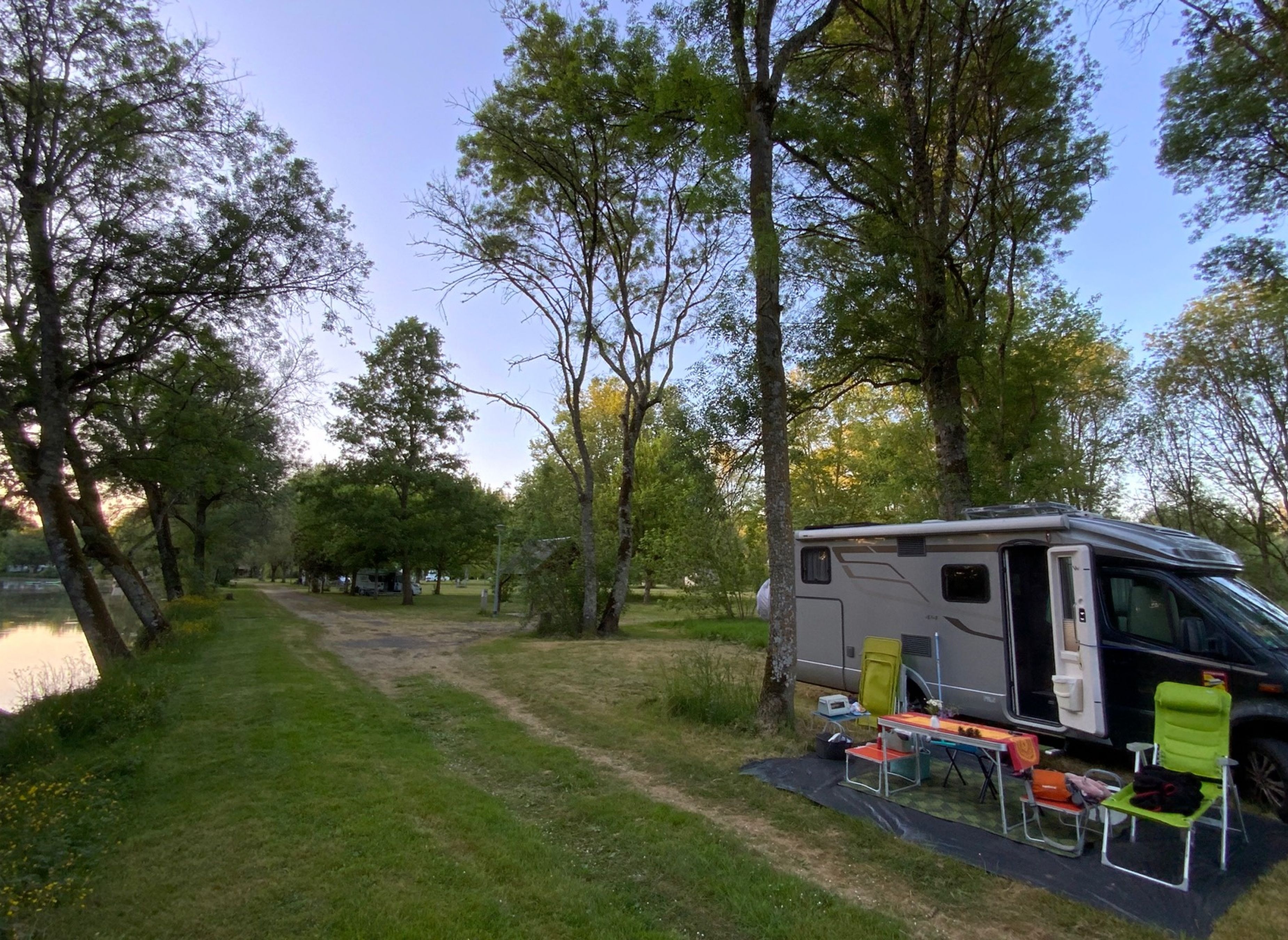 Camping Le Sabot *** — Camping Site in Azay-le-Rideau
