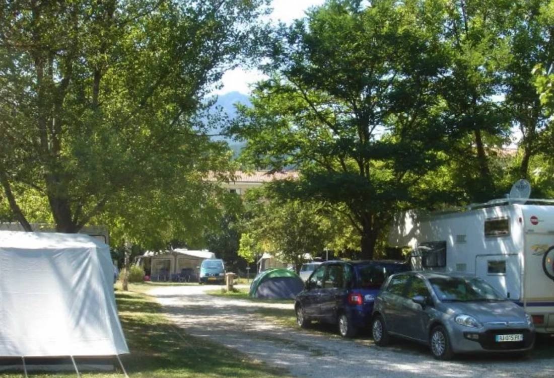 Camping Frédéric Mistral *** — Camping in Castellane
