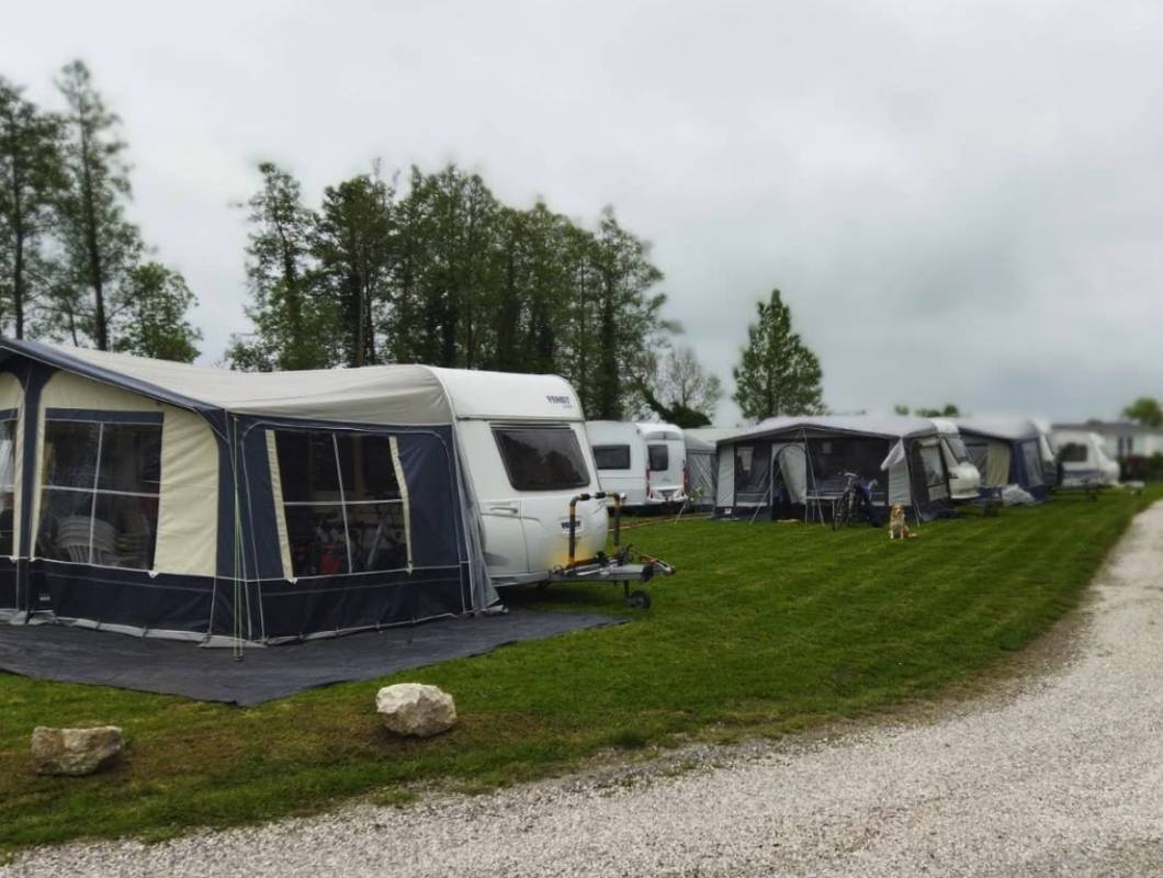 Camping Le Domaine des Chenes — Campingplass in Houtkerque