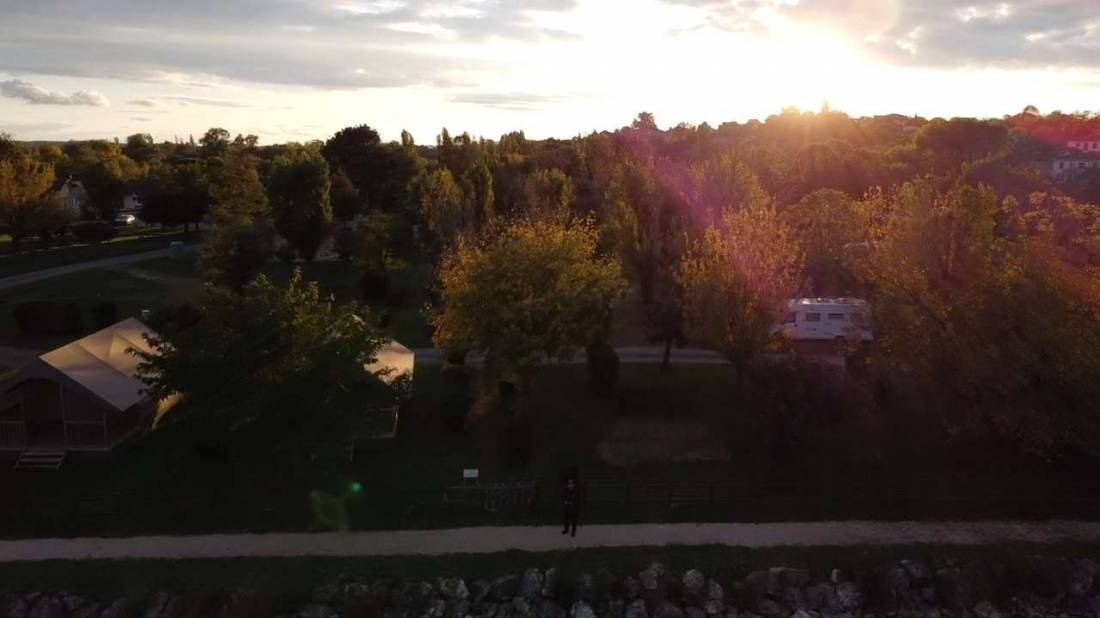 VILLAGE DE LOISIRS LE LOMAGNOL — Campingplass in Beaumont-de-Lomagne / Occitanie