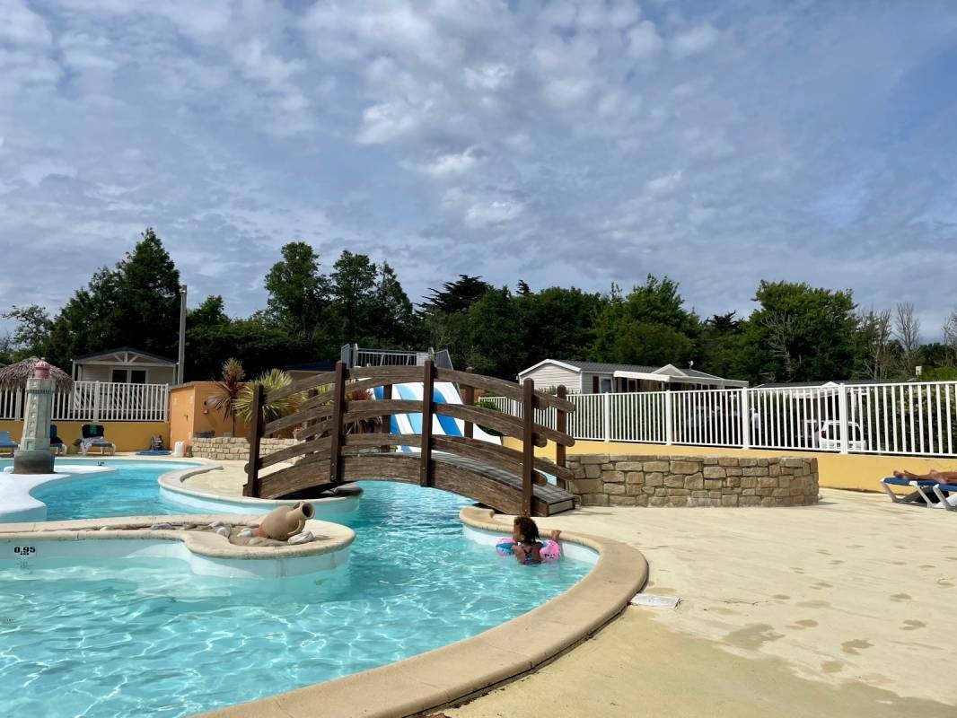 Camping Les Bruyères *** — Camping in Crozon-Morgat / Bretagne