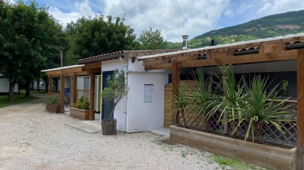 Camping Les Cerisiers — Photo 2